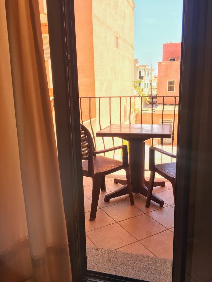 Hotel Delle Isole La Maddalena  Bagian luar foto