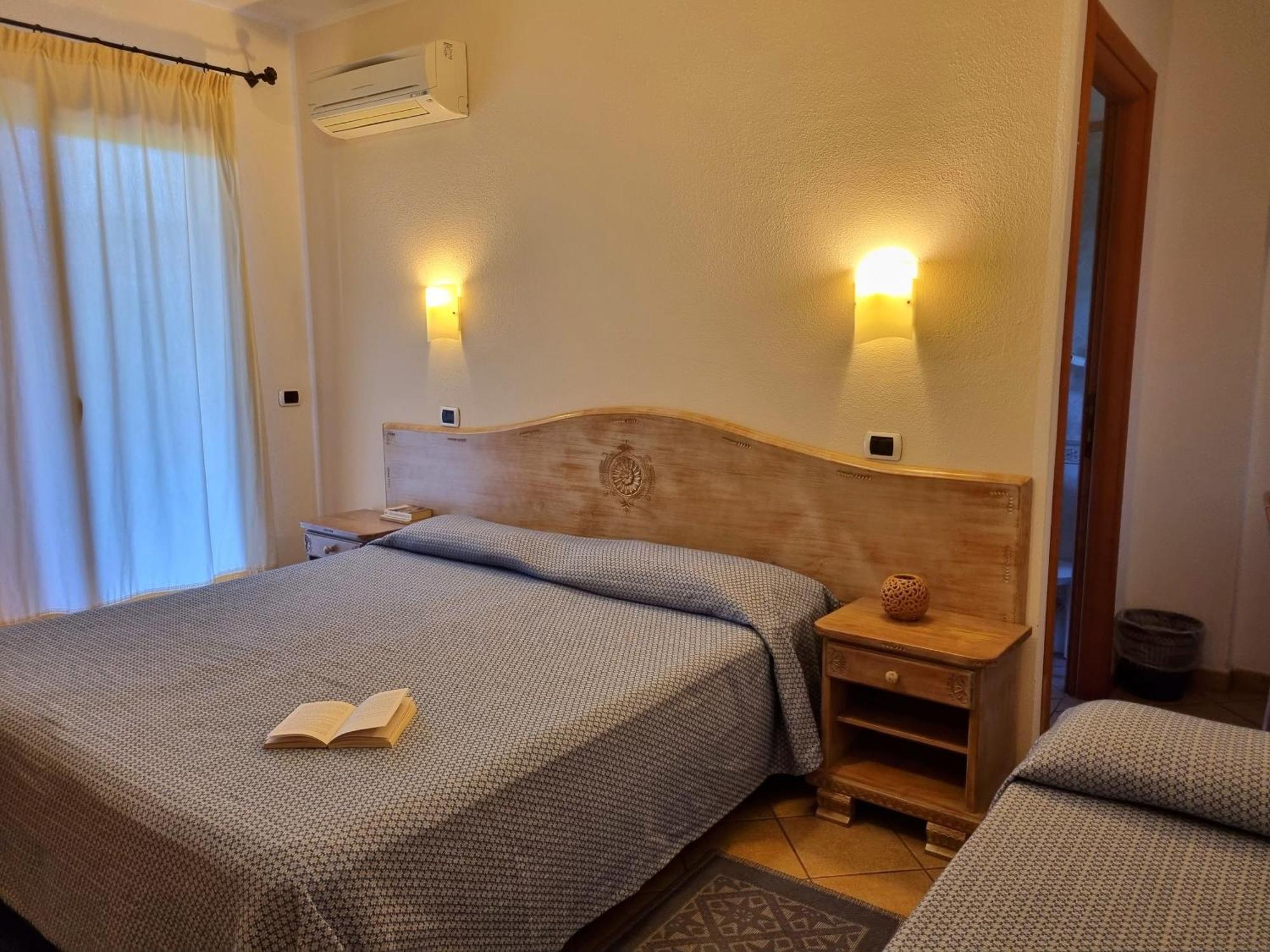 Hotel Delle Isole La Maddalena  Bagian luar foto