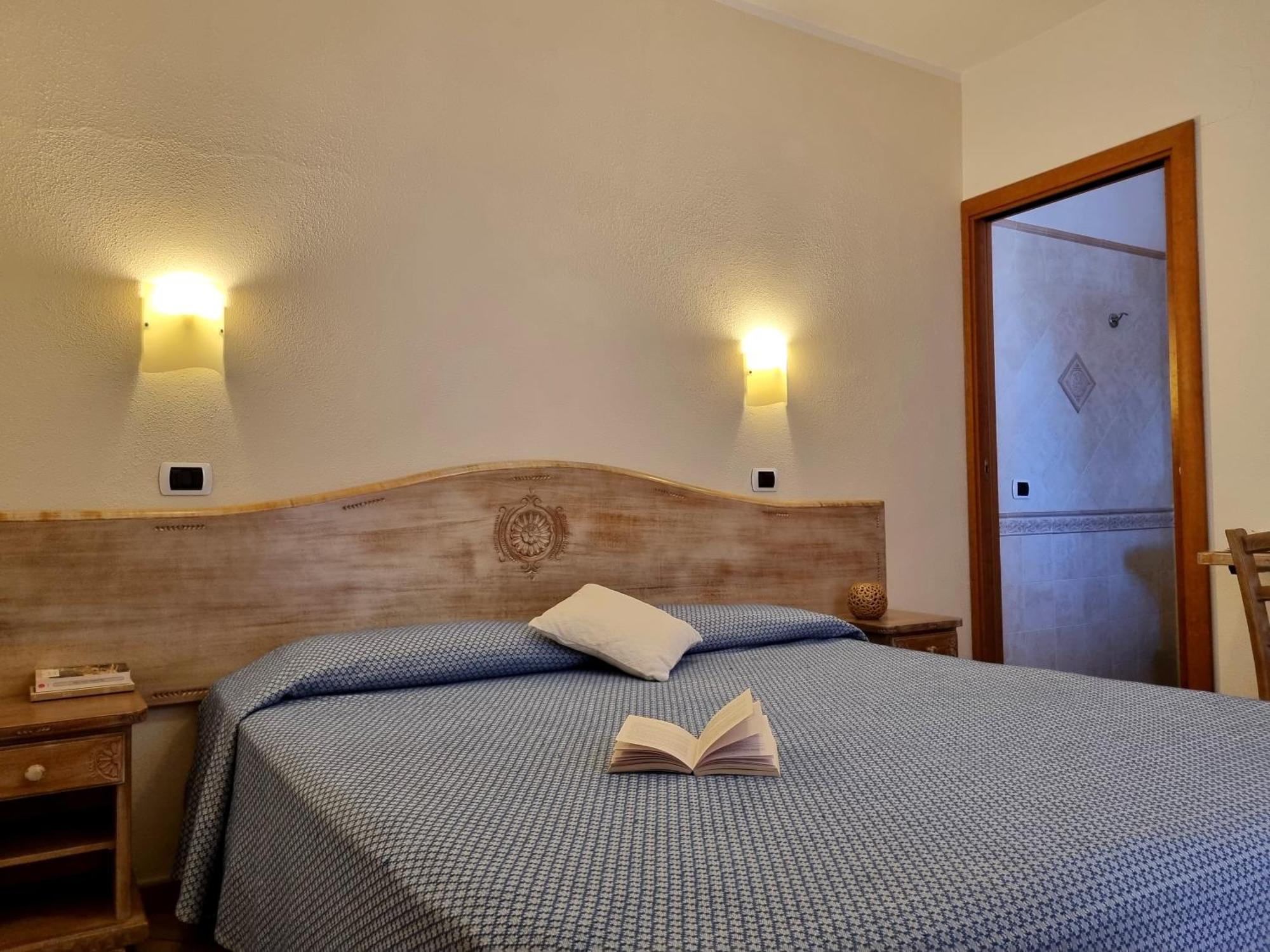 Hotel Delle Isole La Maddalena  Bagian luar foto
