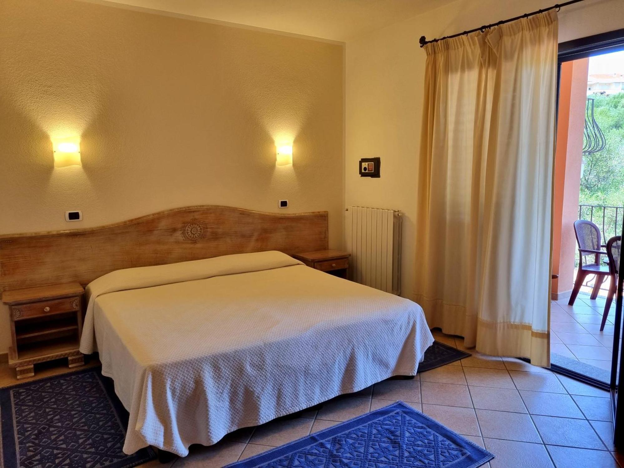 Hotel Delle Isole La Maddalena  Bagian luar foto