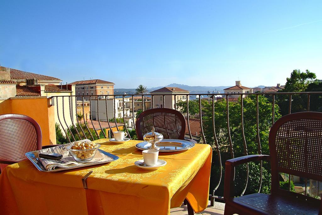 Hotel Delle Isole La Maddalena  Bagian luar foto