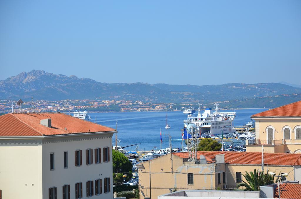 Hotel Delle Isole La Maddalena  Bagian luar foto